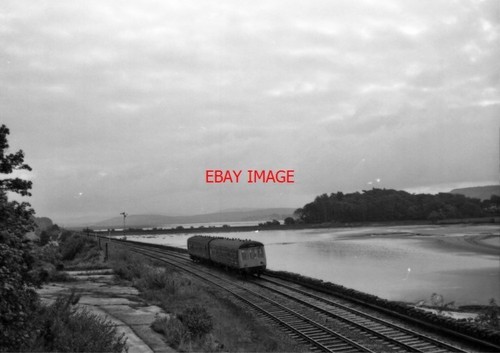 Photo car westbound dmu - car,